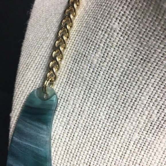 NY Statement Bib Necklace Turquoise Blue White Marbled Gold Chain Retro Acrylic - Picture 3 of 8